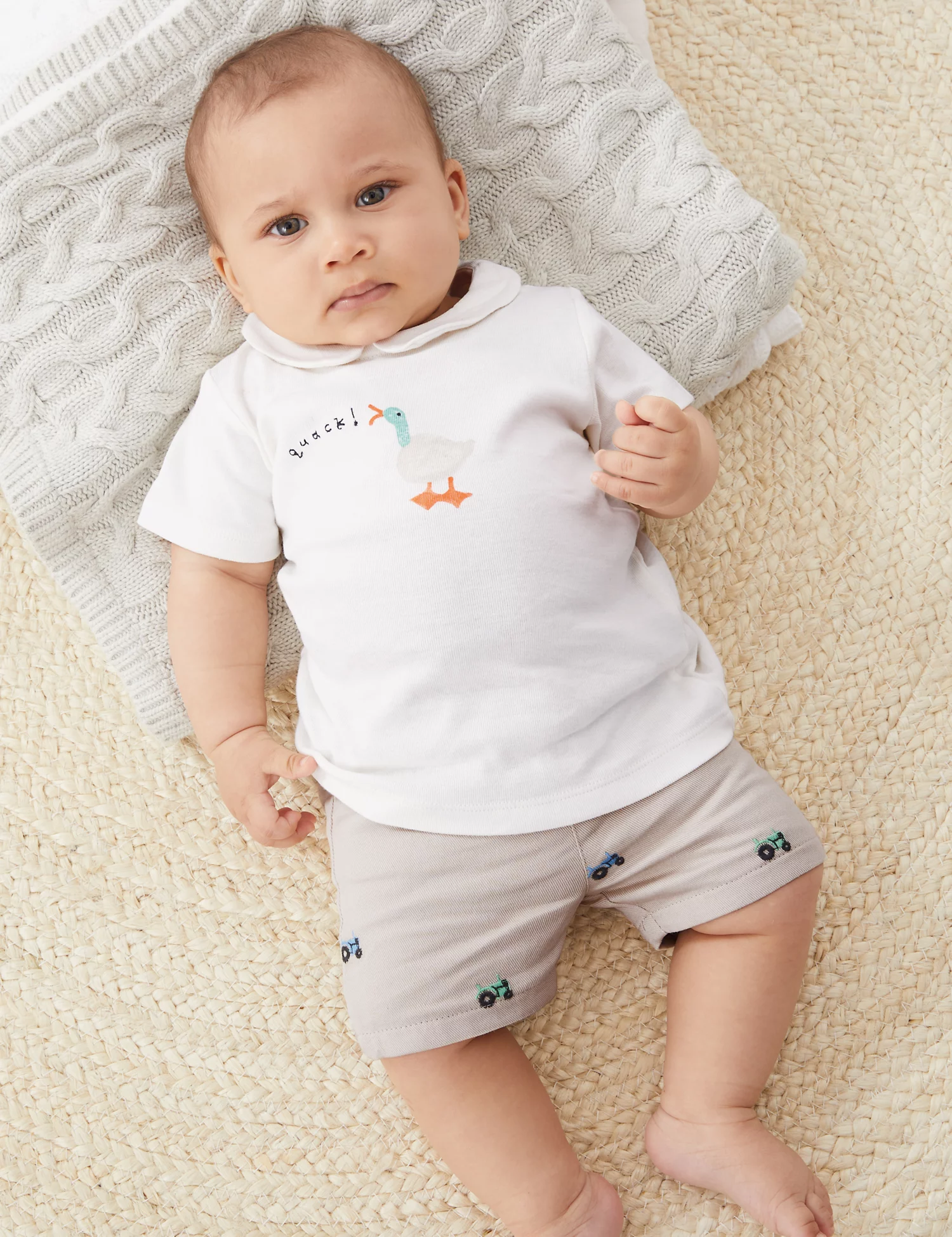 Duck-embroidered tee with tractor-print shorts set